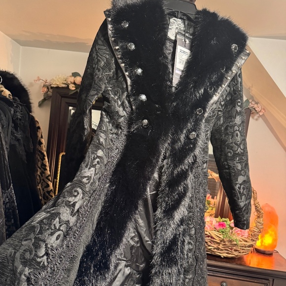 Punk Rave Brocade and Fur Coat Black Small - Picture 7 of 16